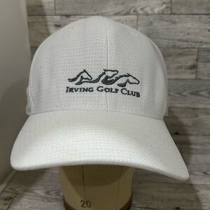 Travis Mathew white fitted golf baseball cap hat size small/ medium